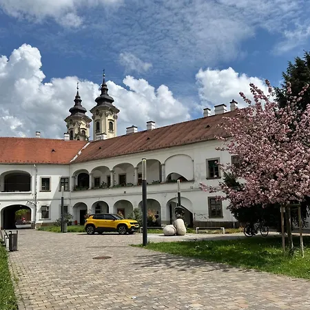 Forst-ház Apartamento Eger